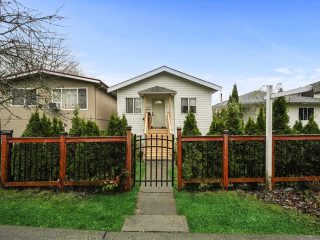 House for sale in Vancouver, Vancouver East, 2316 Nanaimo Street, 263091702 | Realtylink.org