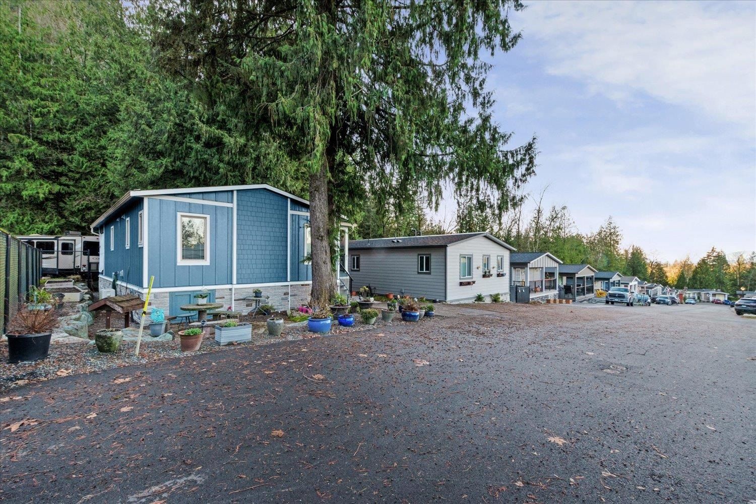 Manufactured Home for sale in Rosedale, East Chilliwack, 60 53480 Bridal Falls Road, 263091745 | Realtylink.org