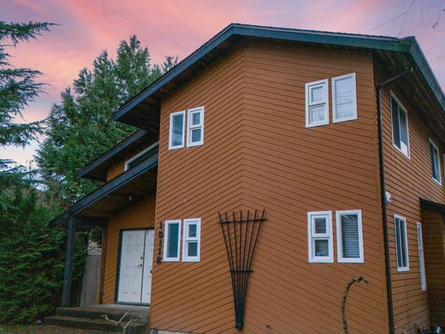 House for sale in Surrey, Surrey, 15112 96 Avenue, 263091794 | Realtylink.org