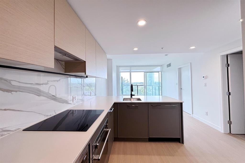 Apartment for sale in Surrey, North Surrey, 502 13745 George Junction, 263091952 | Realtylink.org