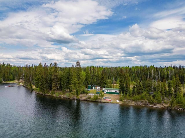 House for sale in Lac La Hache, 100 Mile House, 2522 Spout Lake Road, 263092086 | Realtylink.org