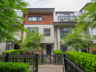 Townhouse for sale in Surrey, South Surrey White Rock, 40 15688 28 Avenue, 263092207 | Realtylink.org
