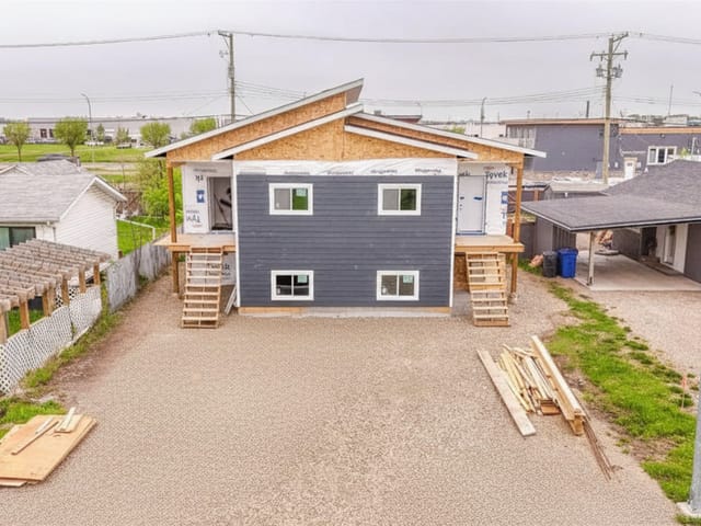 Duplex for sale in Fort St. John, Fort St. John, 11111 101 Avenue, 263092476 | Realtylink.org