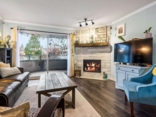 Apartment for sale in Abbotsford, Abbotsford, 120 33175 Old Yale Road, 263092880 | Realtylink.org