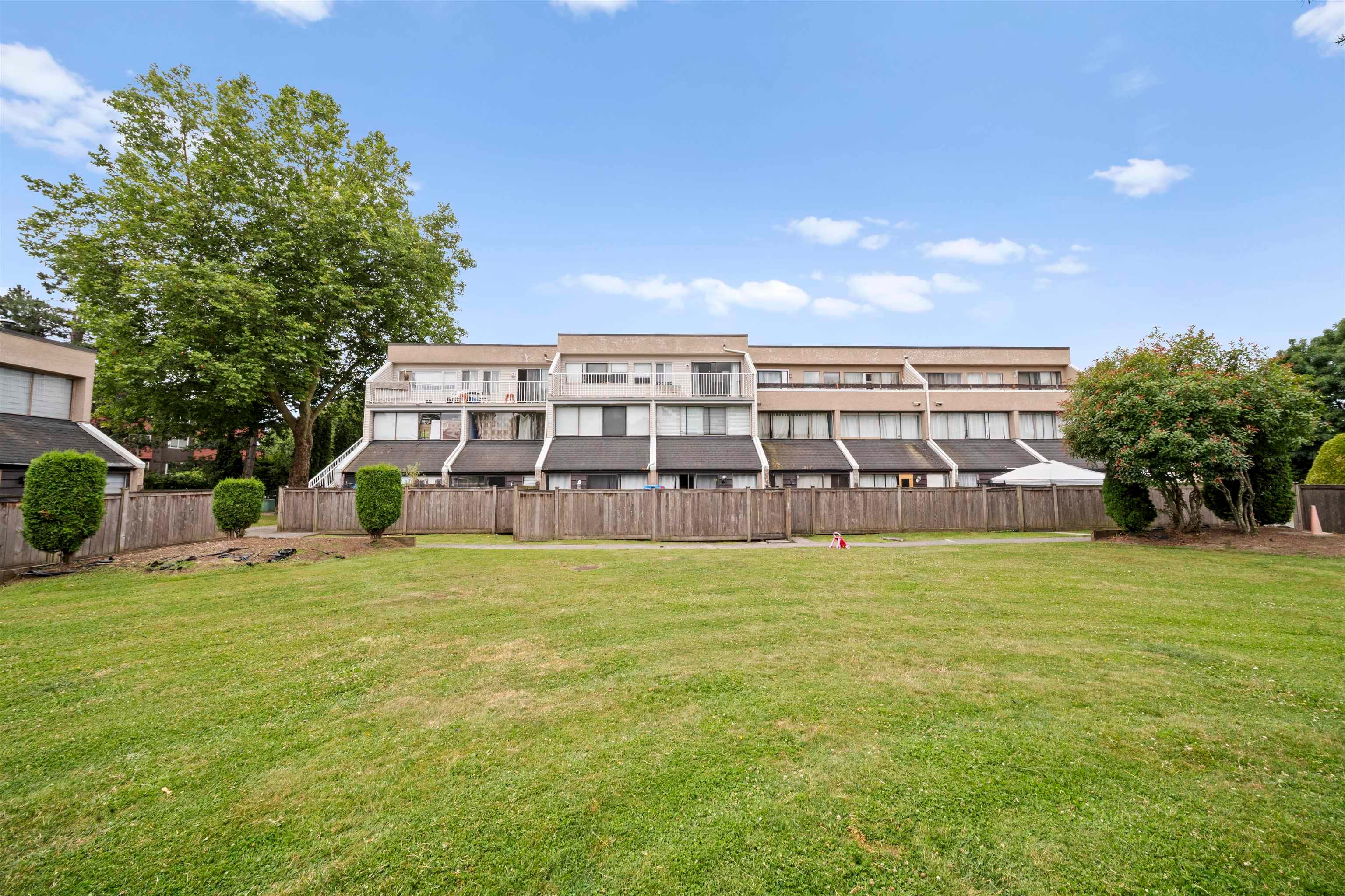 Apartment for sale in Surrey, Cloverdale, 55 17708 60 Avenue, 263092975 | Realtylink.org