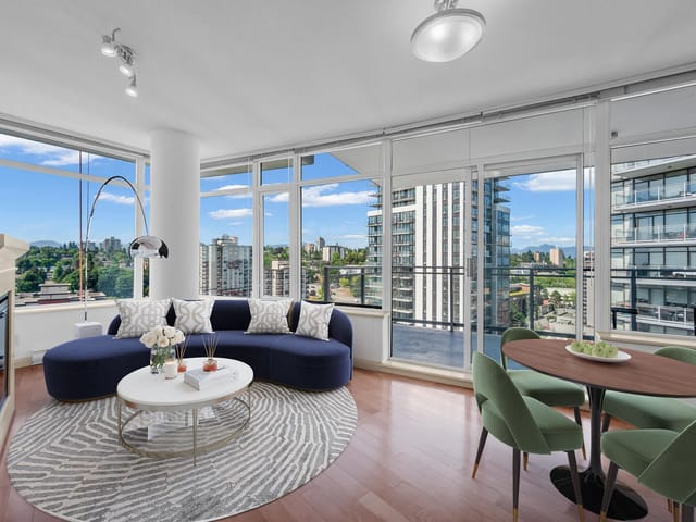 Apartment for sale in New Westminster, New Westminster, 2706 898 Carnarvon Street, 263093039 | Realtylink.org