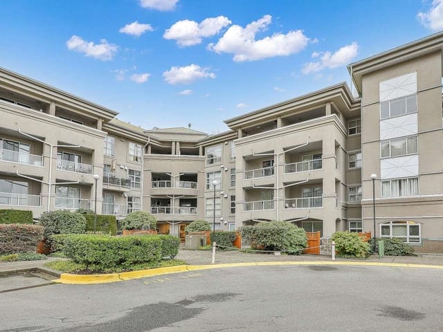 Apartment for sale in Surrey, North Surrey, 308 10533 University Drive, 263093176 | Realtylink.org