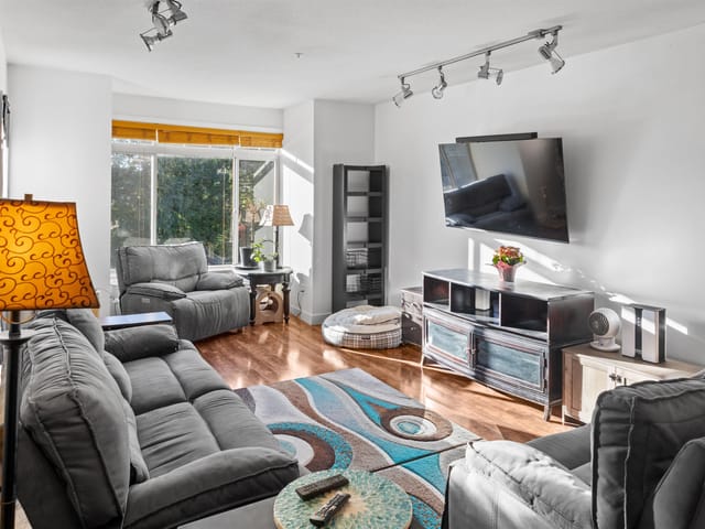 Apartment for sale in Maple Ridge, Maple Ridge, 301 11887 Burnett Street, 263093233 | Realtylink.org