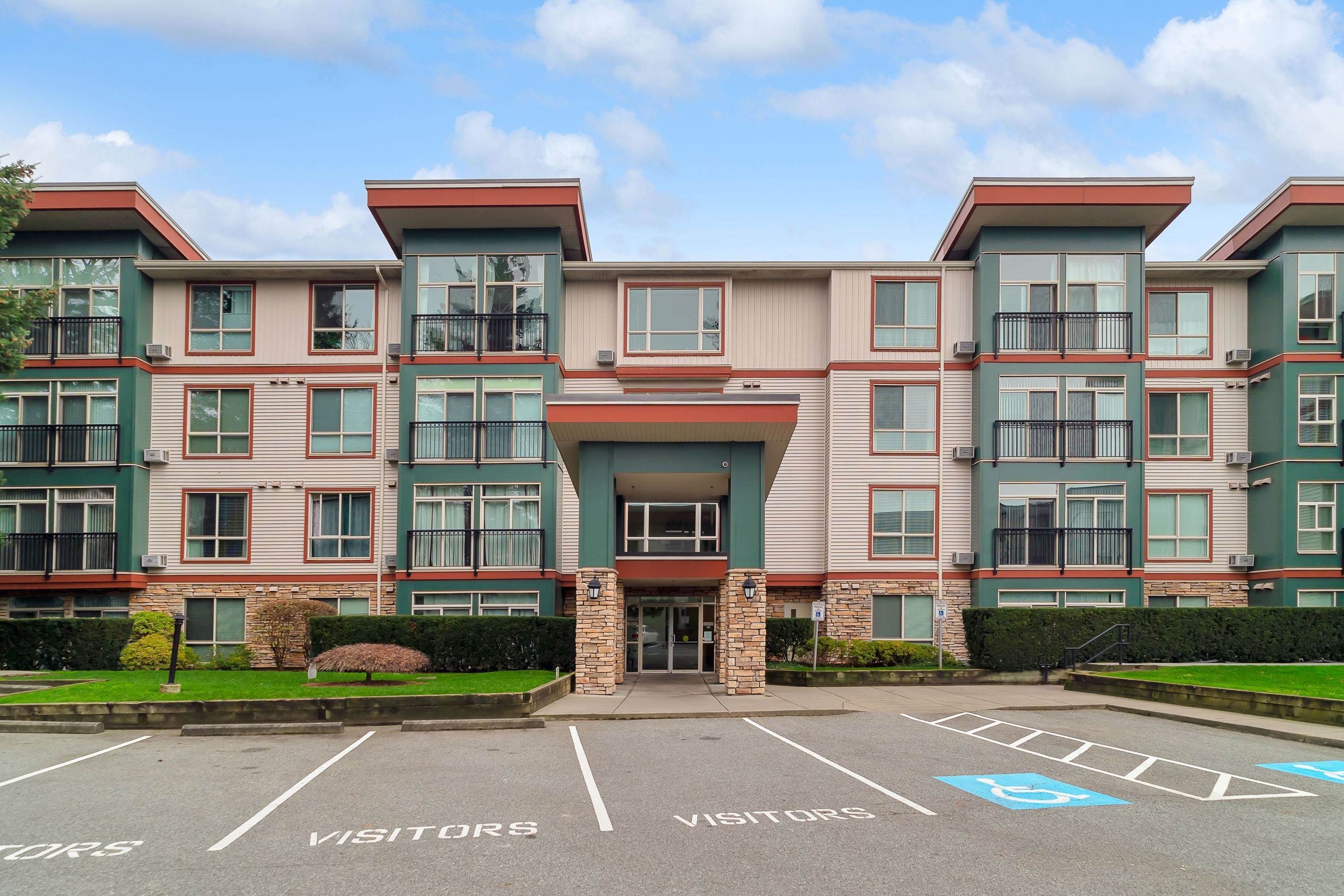 Apartment for sale in Abbotsford, Abbotsford, 114 33485 South Fraser Way, 263093549 | Realtylink.org