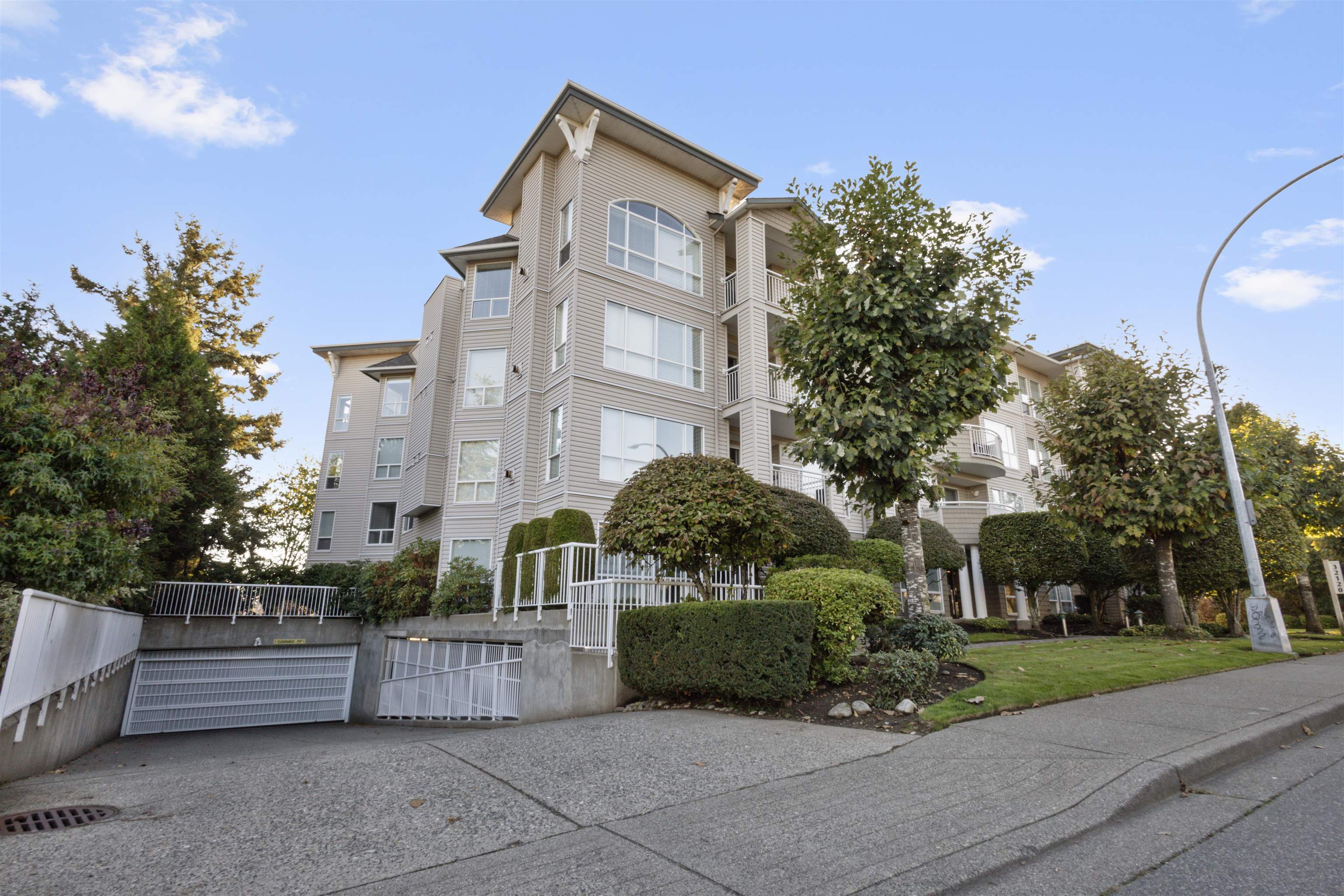 Apartment for sale in Abbotsford, Abbotsford, 206 32120 Mt Waddington Avenue, 263093638 | Realtylink.org