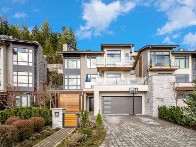 1/2 Duplex for sale in West Vancouver, West Vancouver, 2997 Burfield Place, 263093766 | Realtylink.org