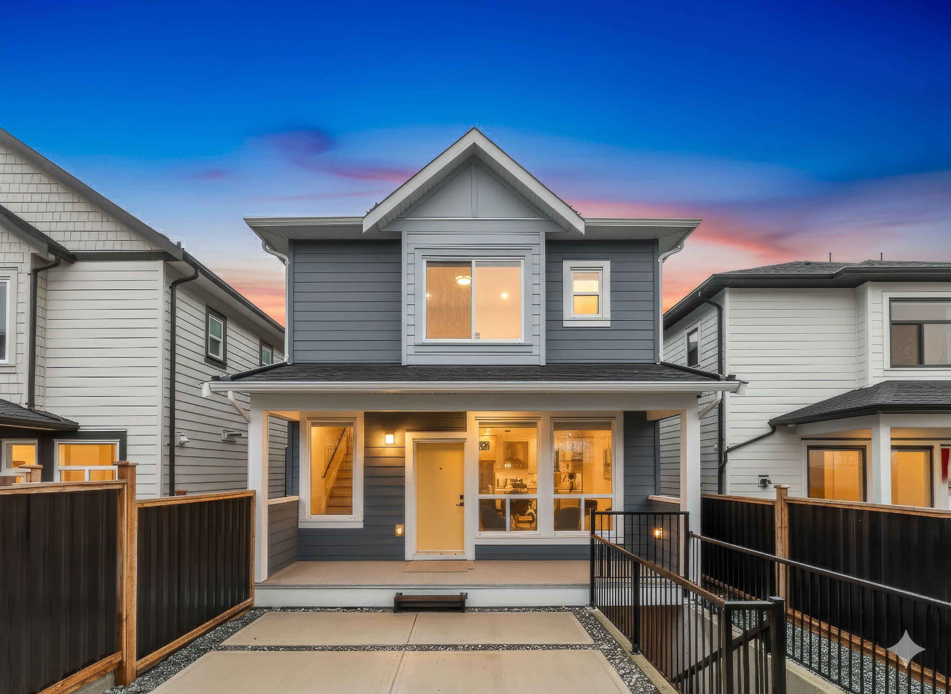 1/2 Duplex for sale in Surrey, South Surrey White Rock, 102 16689 16 Avenue, 263093957 | Realtylink.org