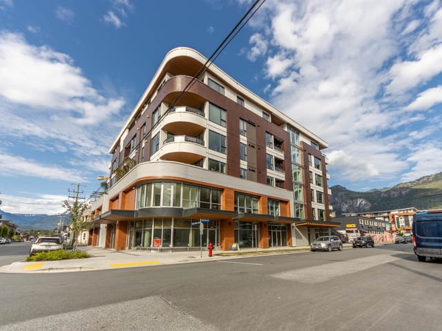 Apartment for sale in Squamish, Squamish, 405 1365 Victoria Street, 263094000 | Realtylink.org