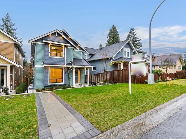 House for sale in Port Moody, Port Moody, 2208 St George Street, 263094255 | Realtylink.org