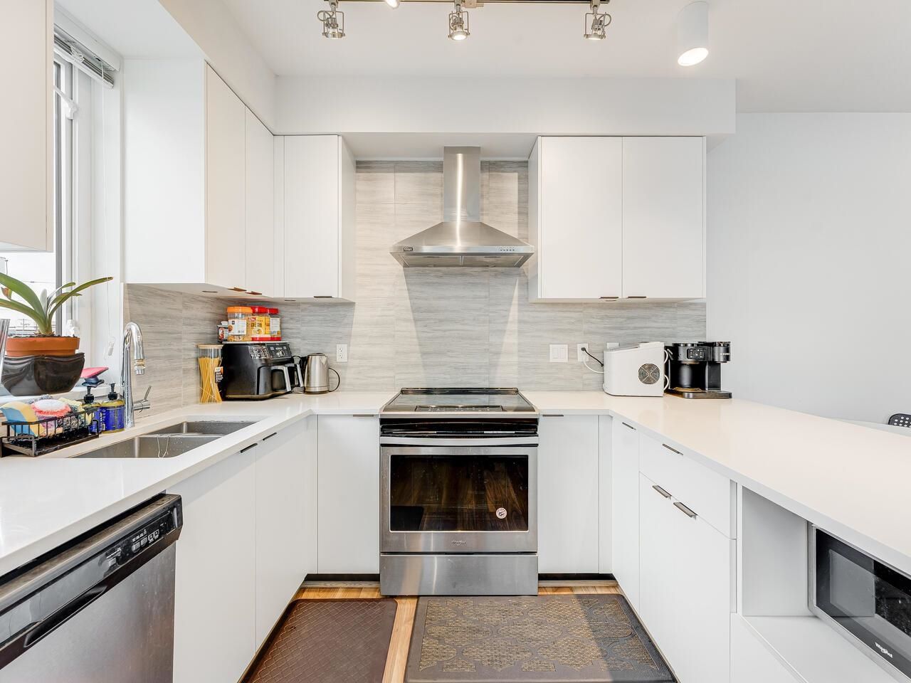 Apartment for sale in Burnaby, Burnaby South, 212 5355 Lane Street, 263094639 | Realtylink.org