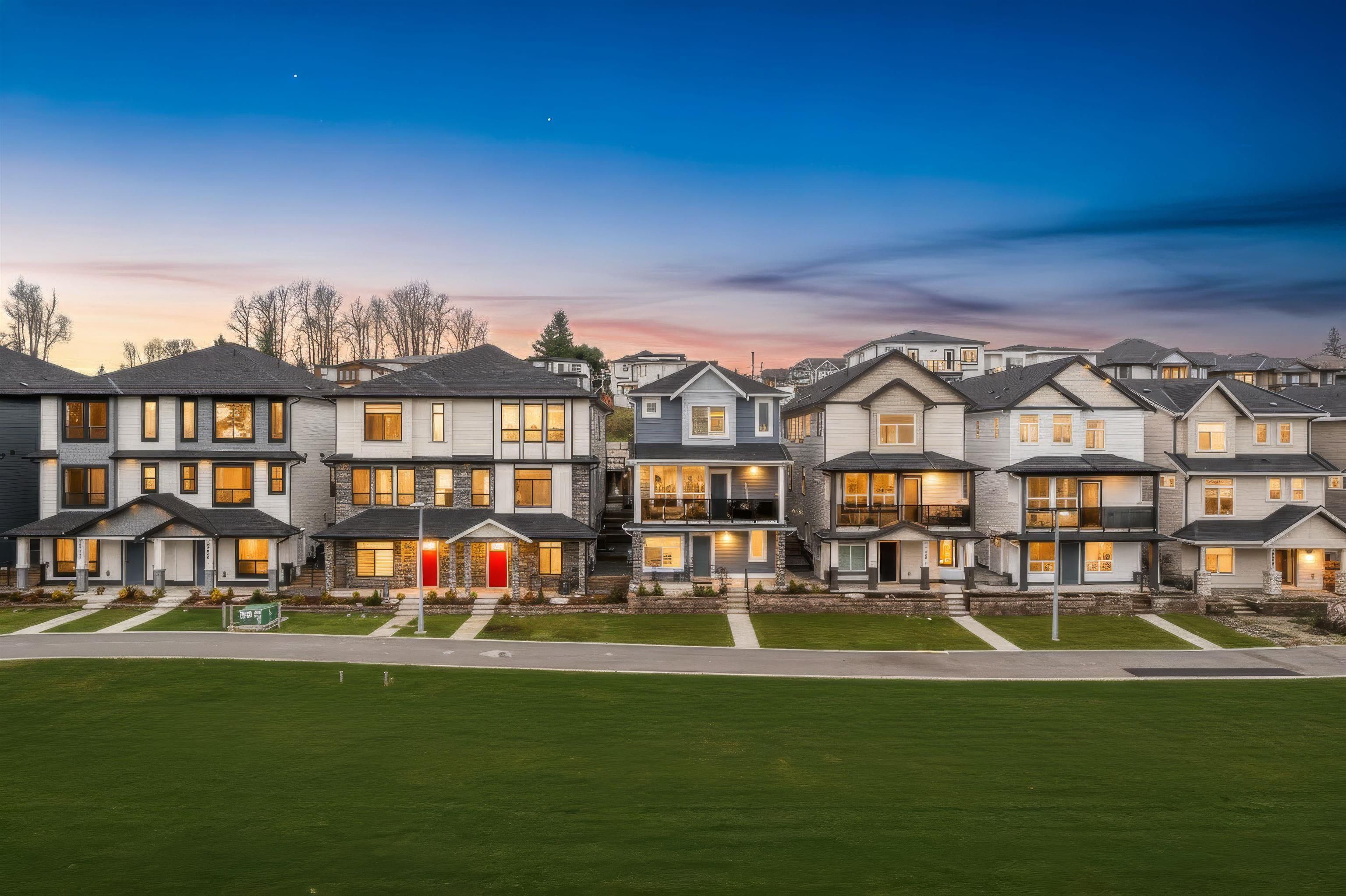 1/2 Duplex for sale in Surrey, South Surrey White Rock, 101 16693 16 Avenue, 263094758 | Realtylink.org