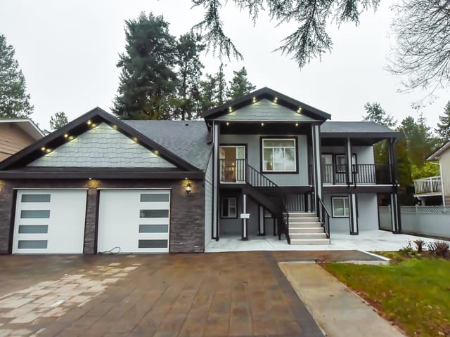 House for sale in Surrey, South Surrey White Rock, 1675 136 Street, 263094970 | Realtylink.org
