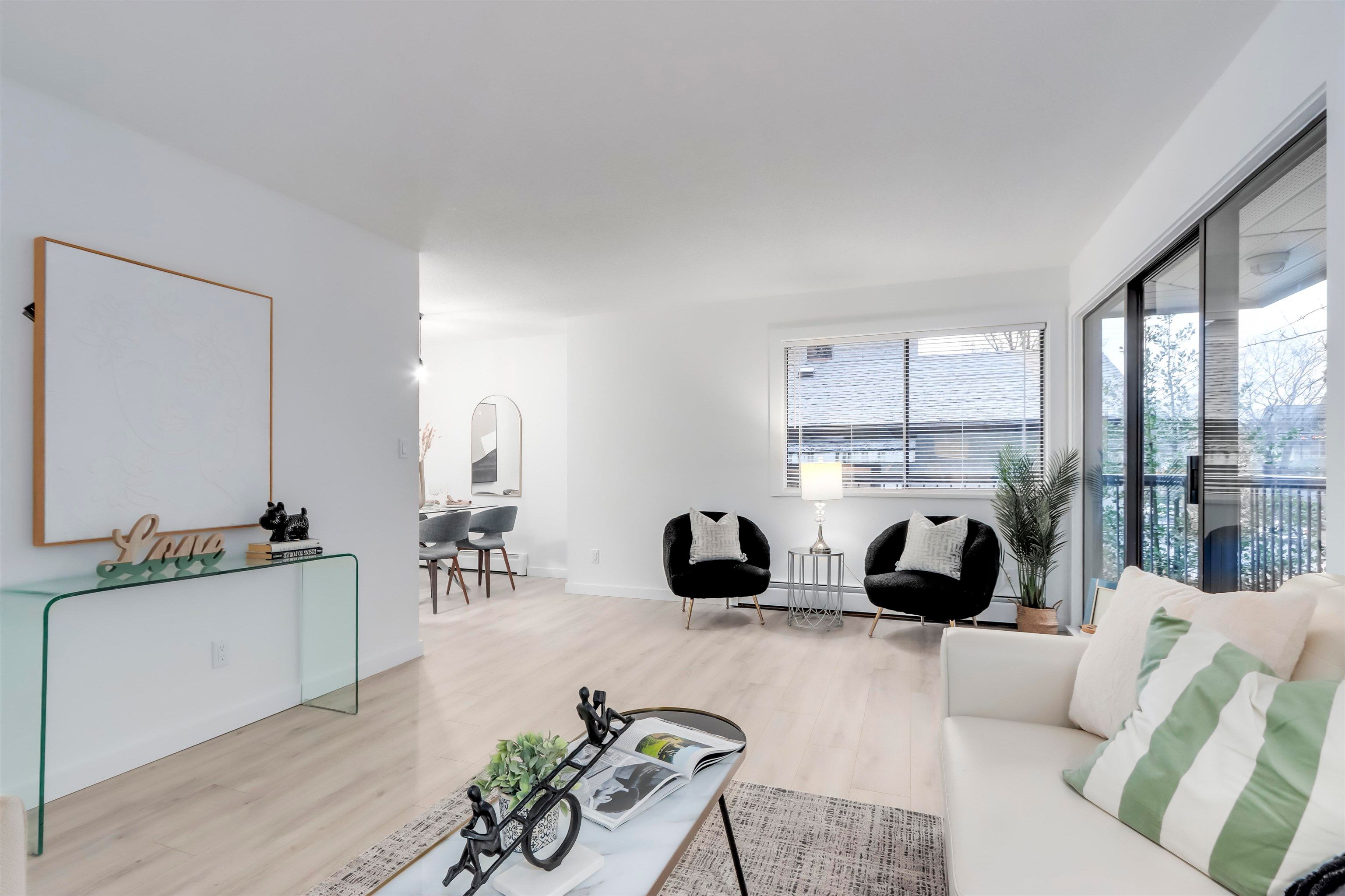 Apartment for sale in Vancouver, Vancouver East, 206 1622 Frances Street, 263095039 | Realtylink.org