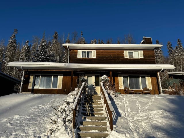 House for sale in Fort Nelson, Fort Nelson, 5735 Gairdner Crescent, 263095184 | Realtylink.org