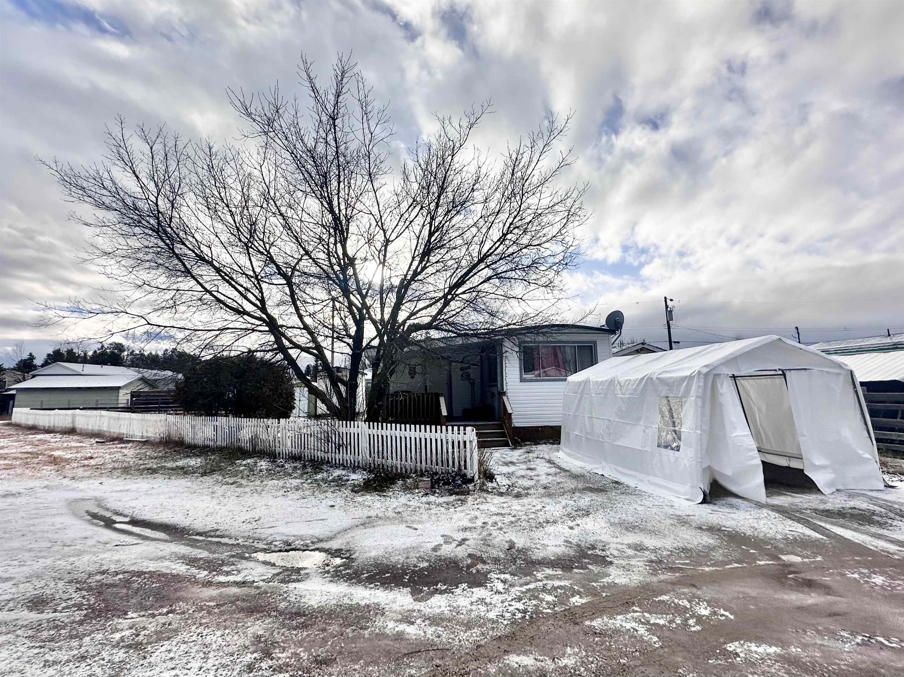 Manufactured Home for sale in Valemount, Robson Valley, 1085 3rd Avenue, 263095217 | Realtylink.org