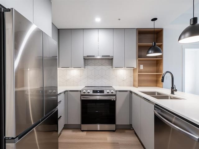 Apartment for sale in Surrey, North Surrey, 405 10778 138 Street, 263095339 | Realtylink.org