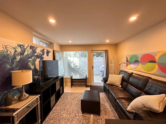 House for rent in Vancouver, Vancouver West, 469 W 20th Avenue, 263095641 | Realtylink.org