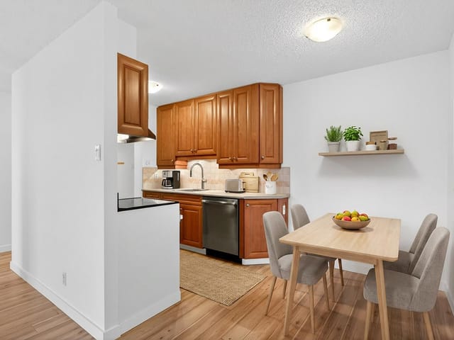 Apartment for sale in North Vancouver, North Vancouver, 1306 2016 Fullerton Avenue, 263095788 | Realtylink.org