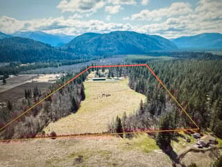 House for sale in Columbia Valley, Cultus Lake & Area, 40895 Henderson Road, 263095975 | Realtylink.org