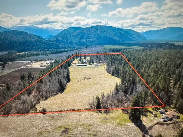 House for sale in Columbia Valley, Cultus Lake & Area, 40895 Henderson Road, 263095975 | Realtylink.org