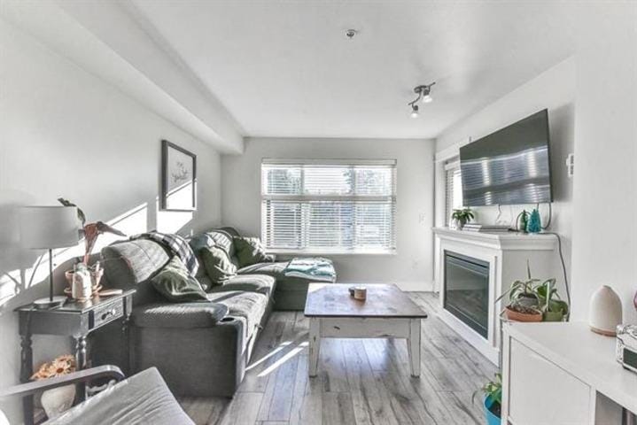 Apartment for sale in Abbotsford, Abbotsford, 203 2515 Park Drive, 263096298 | Realtylink.org