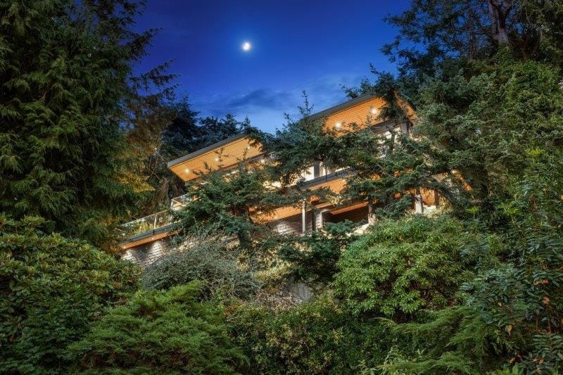 House for rent in West Vancouver, West Vancouver, 6224 St Georges Place, 263096407 | Realtylink.org