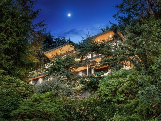 House for rent in West Vancouver, West Vancouver, 6224 St Georges Place, 263096407 | Realtylink.org