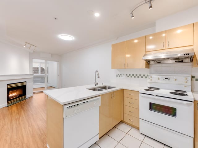 Apartment for sale in Vancouver, Vancouver East, 210 4989 Duchess Street, 263096487 | Realtylink.org