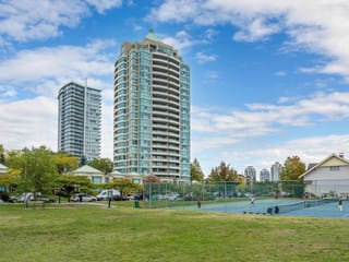 Apartment for sale in Burnaby, Burnaby South, 1803 6659 Southoaks Crescent, 263096713 | Realtylink.org