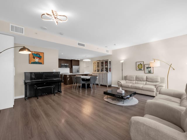 Townhouse for sale in Richmond, Richmond, 16 8677 Capstan Way, 263096905 | Realtylink.org