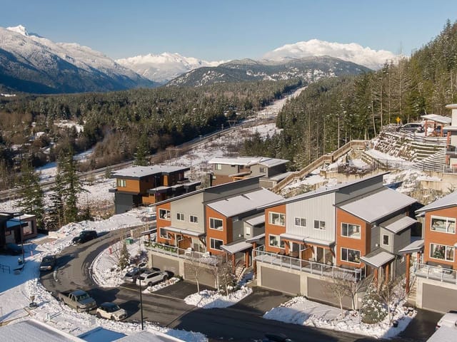 1/2 Duplex for sale in Squamish, Squamish, 41324 Horizon Drive, 263096919 | Realtylink.org