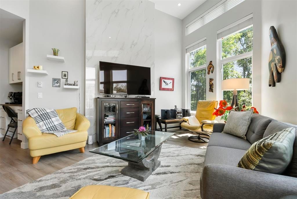 Apartment for sale in Surrey, South Surrey White Rock, 509 15436 31 Avenue, 263097036 | Realtylink.org