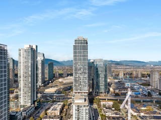 Apartment for sale in Burnaby, Burnaby South, 3205 6511 Sussex Avenue, 263097154 | Realtylink.org
