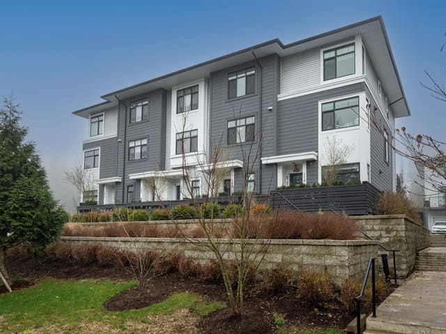 Townhouse for sale in Surrey, Surrey, 109 15235 Sitka Drive, 263097275 | Realtylink.org