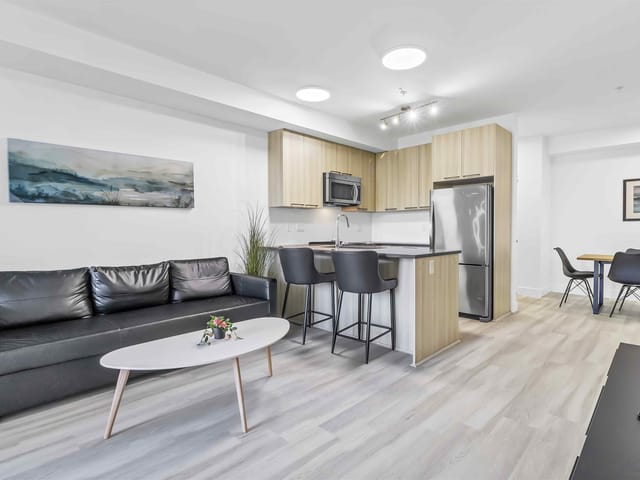 Apartment for sale in Surrey, North Surrey, 101 15628 104 Avenue, 263097294 | Realtylink.org