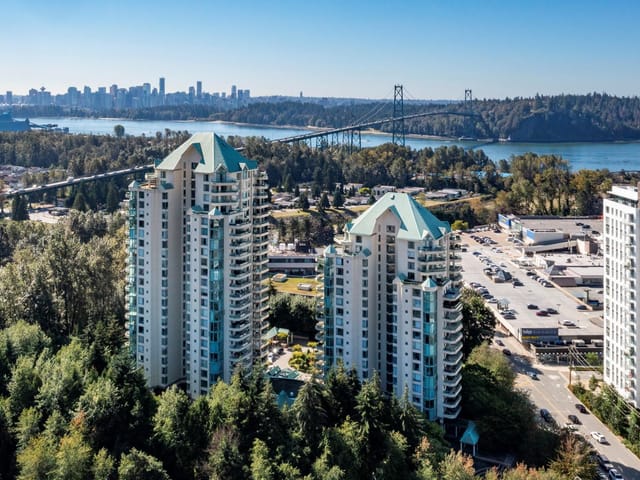 Apartment for sale in West Vancouver, West Vancouver, 19A 328 Taylor Way, 263097401 | Realtylink.org