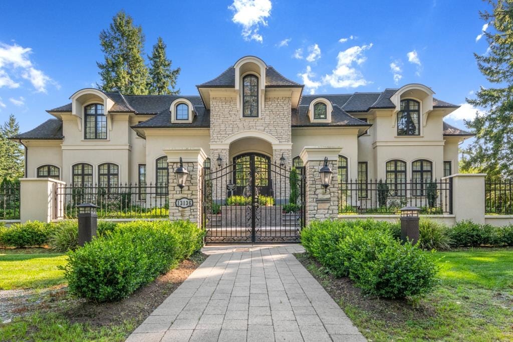 House for sale in Surrey, South Surrey White Rock, 13136 24 Avenue, 263097467 | Realtylink.org