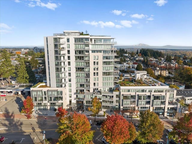 Apartment for sale in White Rock, South Surrey White Rock, 705 1342 Johnston Road, 263097756 | Realtylink.org