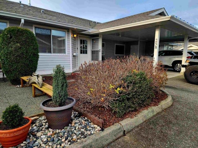 Townhouse for sale in Chilliwack, Sardis, 258 7610 Evans Road, 263097862 | Realtylink.org