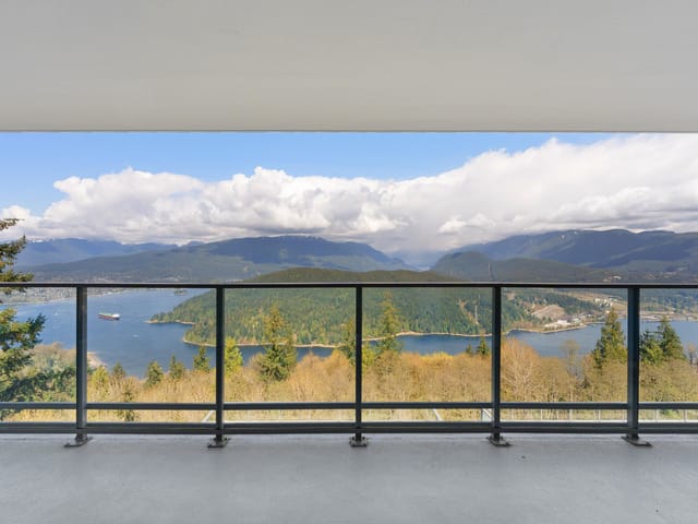 Apartment for sale in Burnaby, Burnaby North, 1106 8940 University Crescent, 263098152 | Realtylink.org