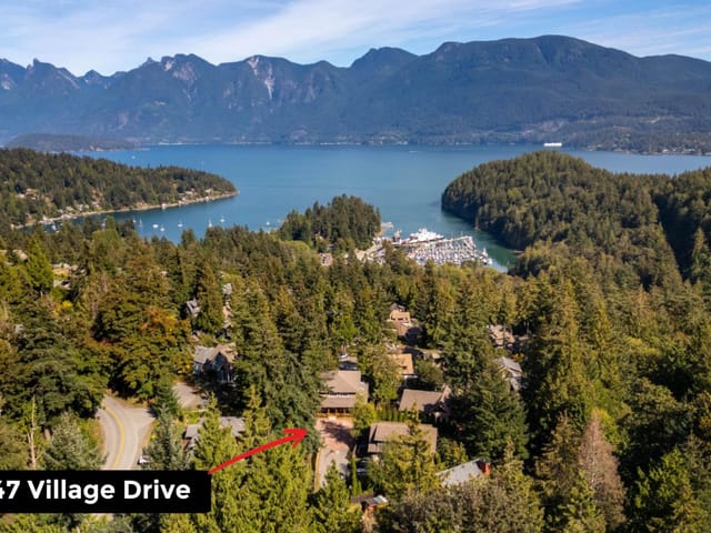 House for sale in Bowen Island, Bowen Island, 947 Village Drive, 263098160 | Realtylink.org