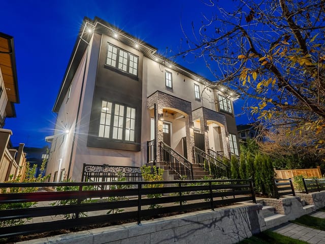 1/2 Duplex for sale in Burnaby, Burnaby North, 4557 Parker Street, 263098245 | Realtylink.org