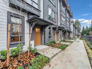 Townhouse for sale in North Vancouver, North Vancouver, 105 2320 Emery Court, 263098336 | Realtylink.org