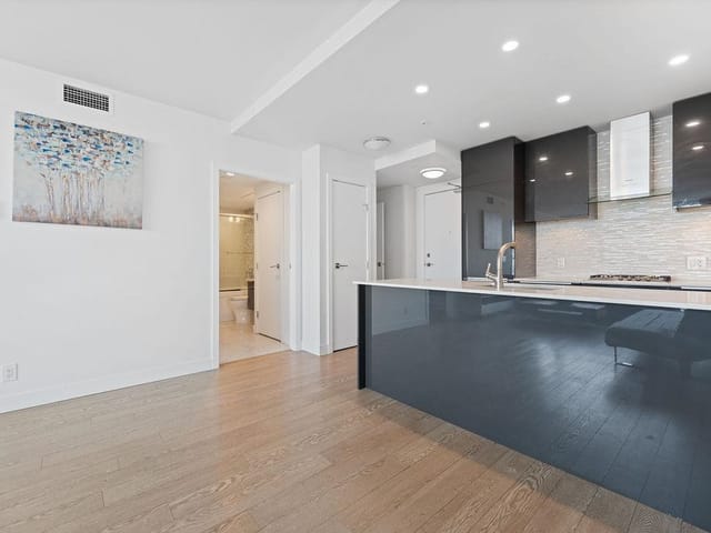 Apartment for sale in Vancouver, Vancouver West, 2904 1283 Howe Street, 263098360 | Realtylink.org