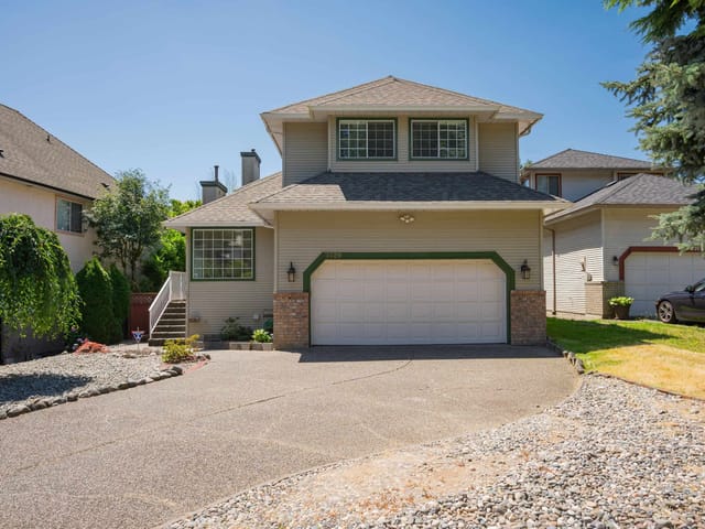 House for sale in Coquitlam, Coquitlam, 3320 Abbey Lane, 263098378 | Realtylink.org